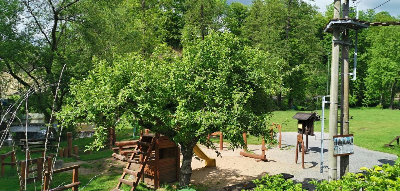 Turisticka Ubytovna Cakle Usti nad Orlici Ngoại thất bức ảnh